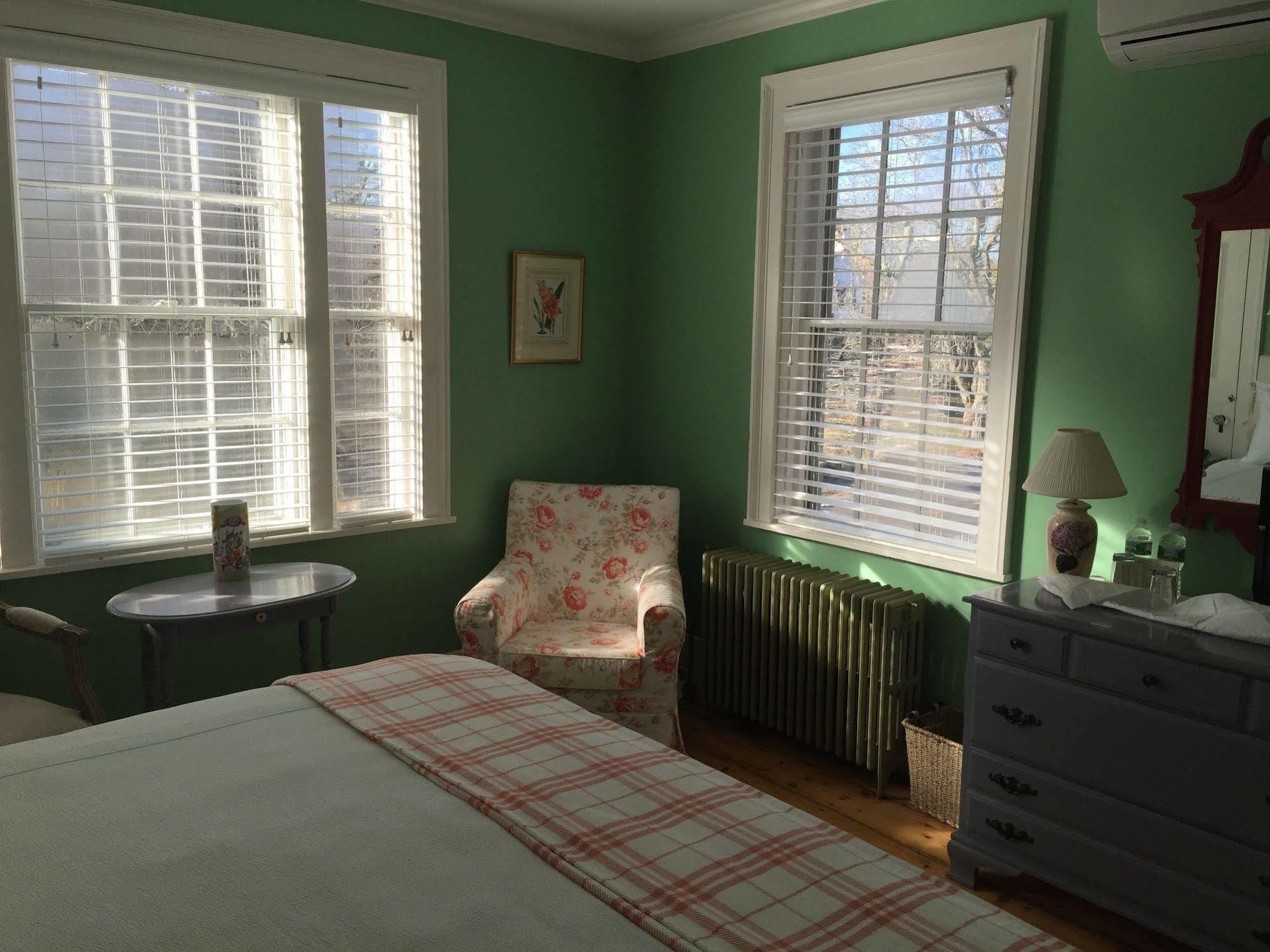 Yarmouth Port Village Inn מראה חיצוני תמונה