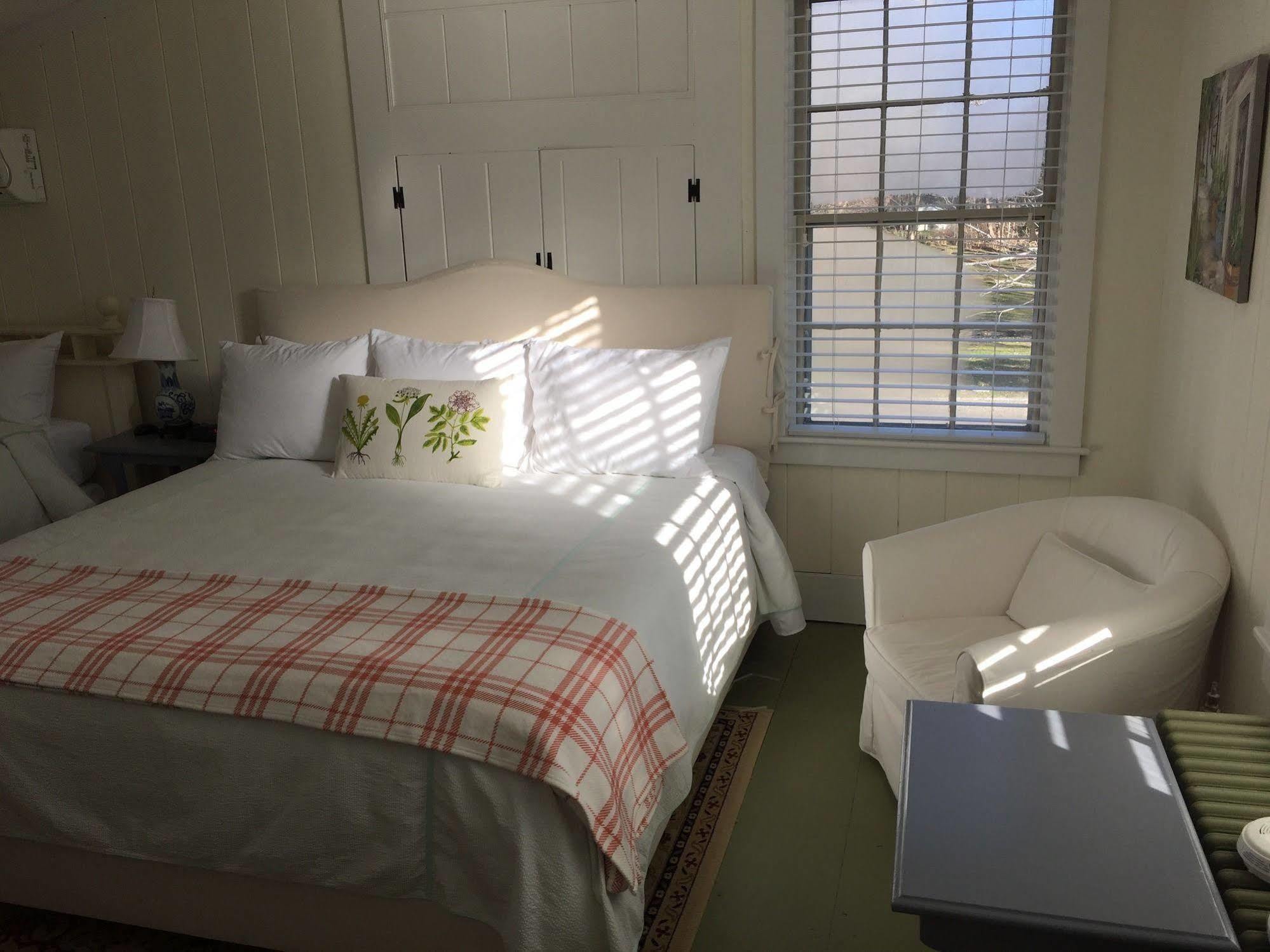 Yarmouth Port Village Inn מראה חיצוני תמונה