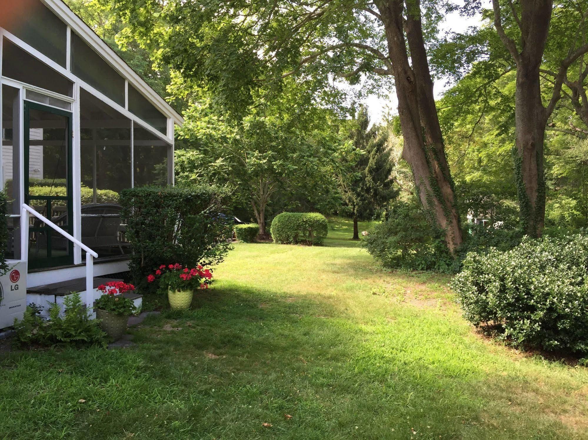 Yarmouth Port Village Inn מראה חיצוני תמונה