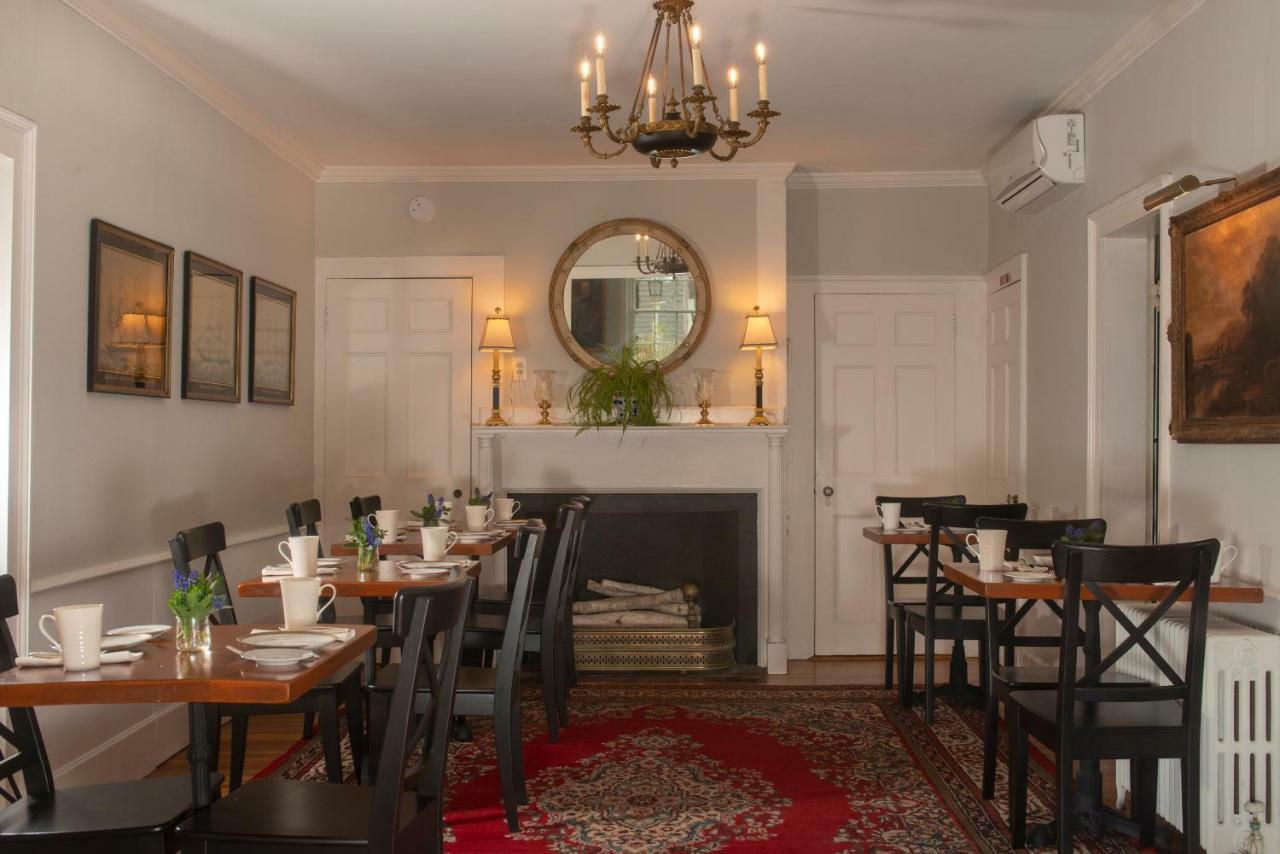 Yarmouth Port Village Inn מראה חיצוני תמונה